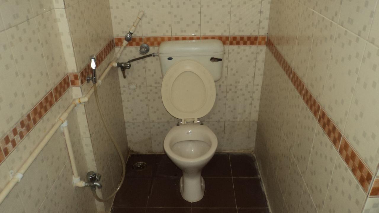 Girija Payyade Hotel Kalyān Esterno foto