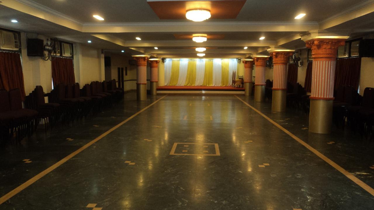 Girija Payyade Hotel Kalyān Esterno foto